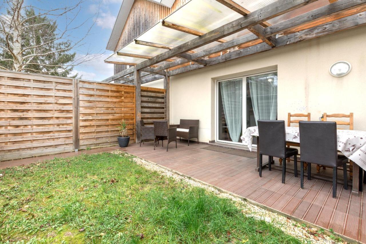 Le Duplex Chessy - 15Min From Disneyland - 2 Private Parkings - Garden - Kingsize & Queensize Bed - Supermarket Behind The House מראה חיצוני תמונה
