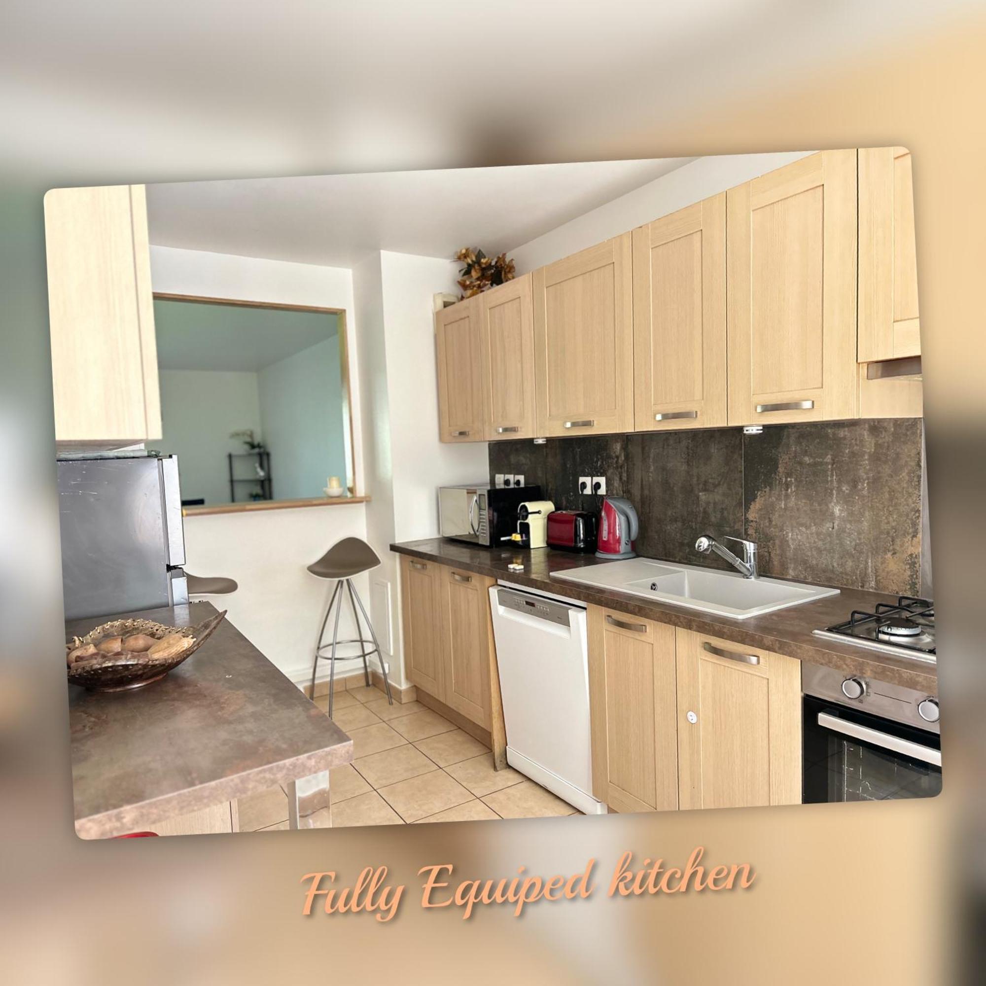 Le Duplex Chessy - 15Min From Disneyland - 2 Private Parkings - Garden - Kingsize & Queensize Bed - Supermarket Behind The House מראה חיצוני תמונה